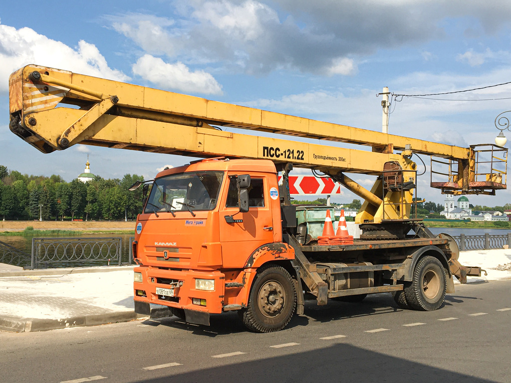 Тверская область, № Е 081 ОЕ 69 — КамАЗ-43253-H3(99)