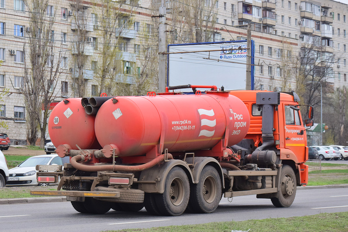 Волгоградская область, № Е 020 НТ 134 — КамАЗ-65115-A5(48)