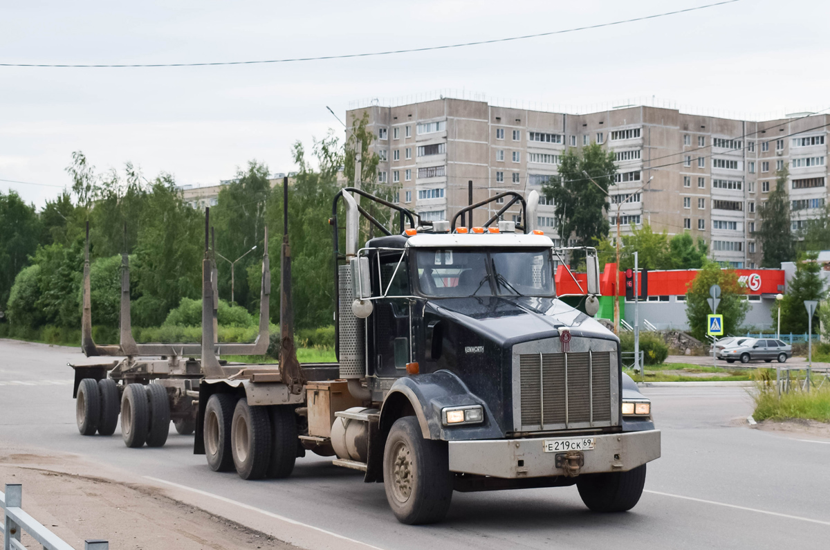 Тверская область, № Е 219 СК 69 — Kenworth T800