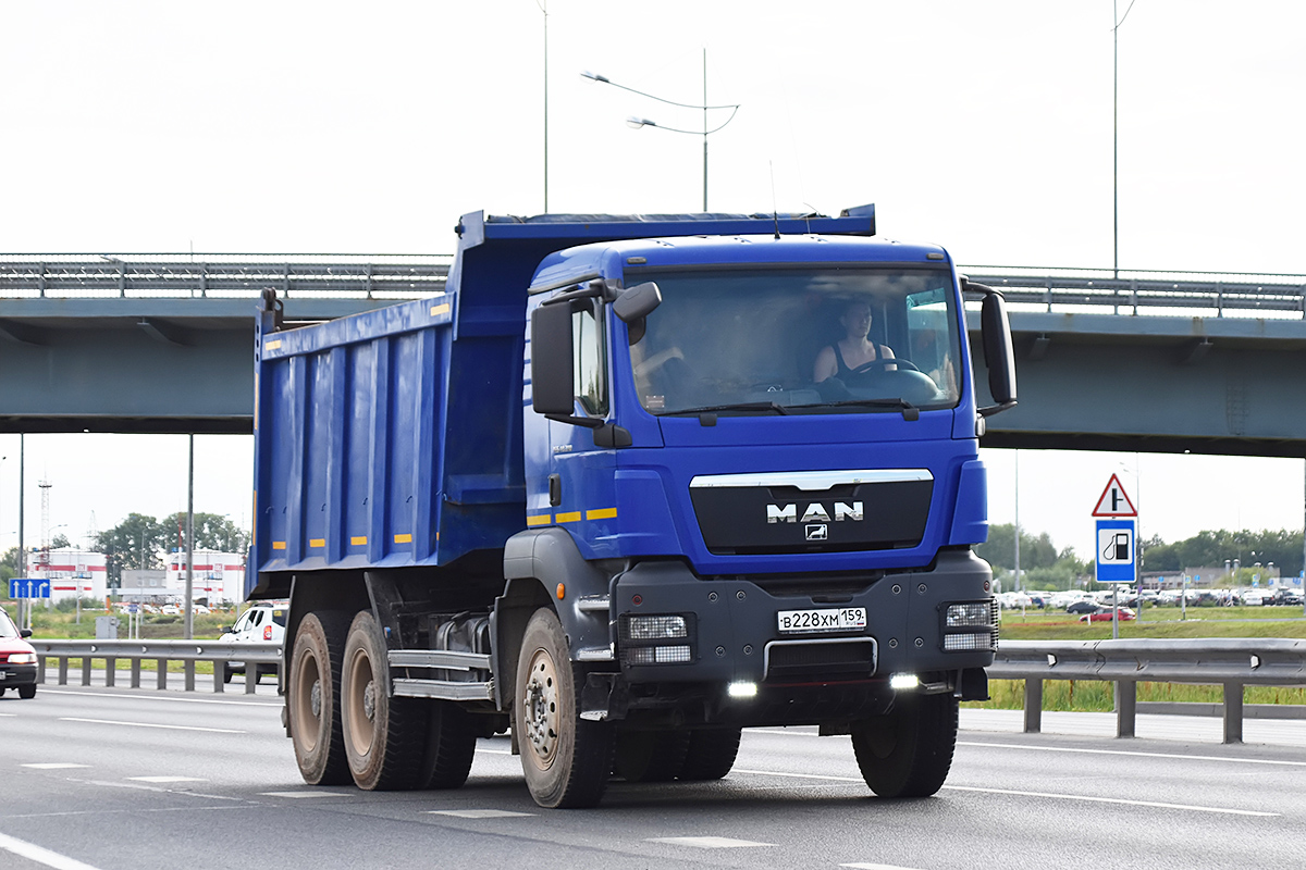 Пермский край, № В 228 ХМ 159 — MAN TGS 40.390