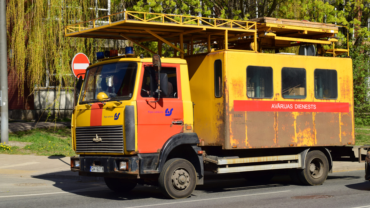 Латвия, № 84409 — МАЗ-437030