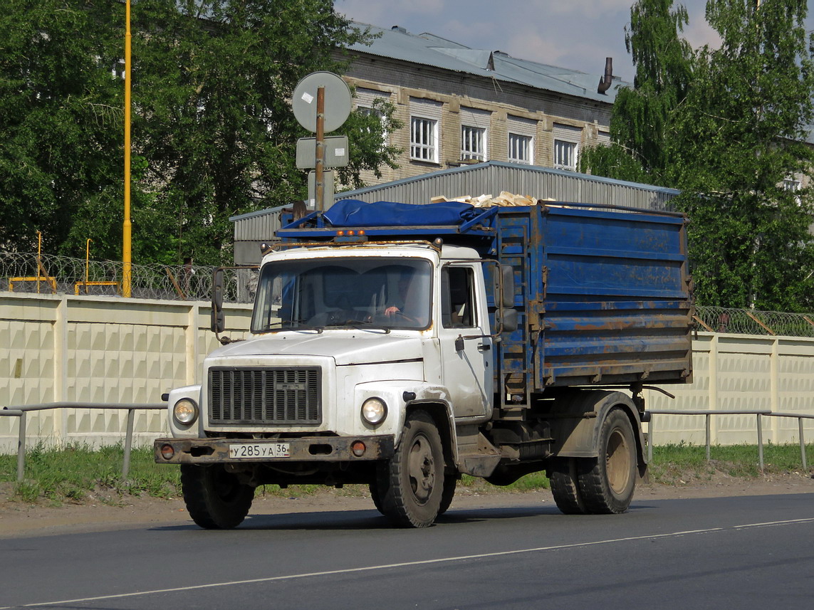 Кировская область, № У 285 УА 36 — ГАЗ-3309