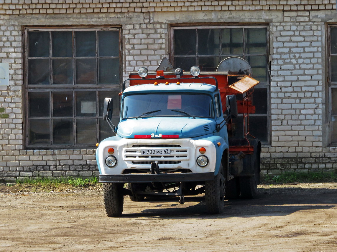 Кировская область, № Е 733 РО 43 — ЗИЛ-130 (общая модель)