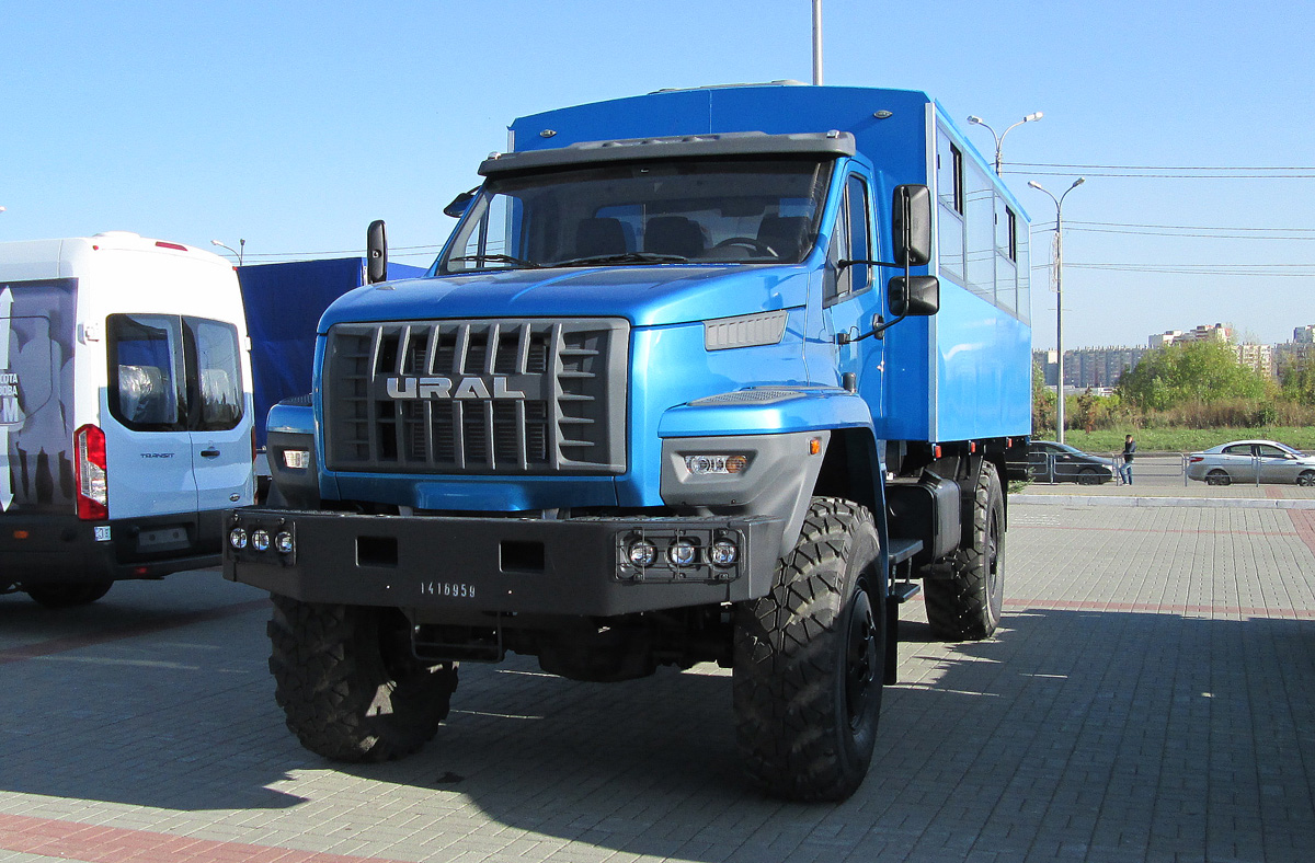 Челябинская область, № (74) Б/Н 0061 — Урал NEXT 32552-71; Челябинская область — Выставки и автосалоны