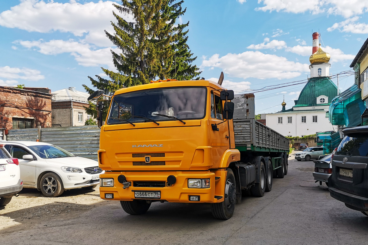 Свердловская область, № О 666 СТ 96 — КамАЗ-65116-A4(23)