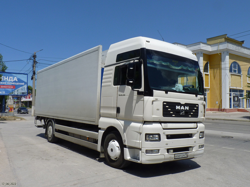 Севастополь, № А 664 ЕМ 92 — MAN TGA 18.310