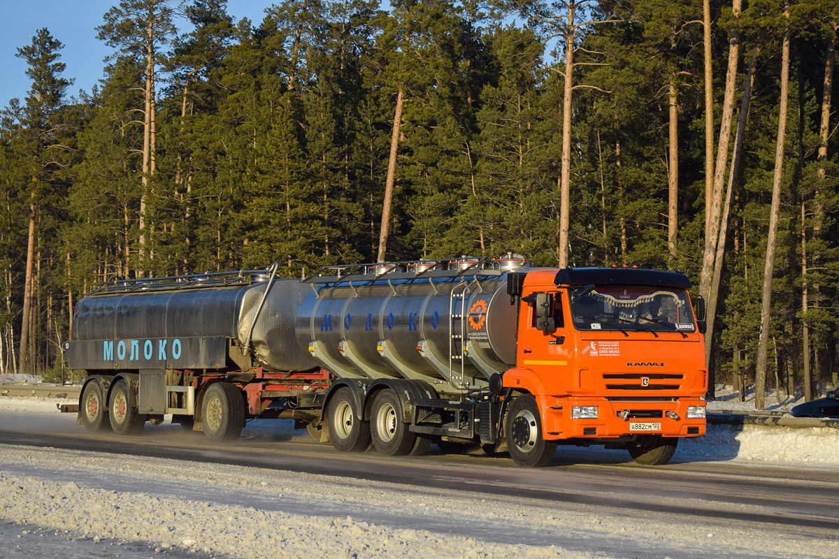 Алтайский край, № А 882 СМ 122 — КамАЗ-65115-A5(48)