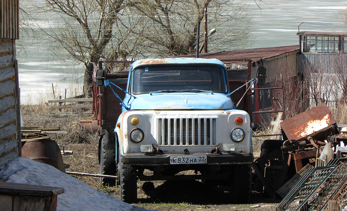 Алтайский край, № К 832 НА 22 — ГАЗ-53-12