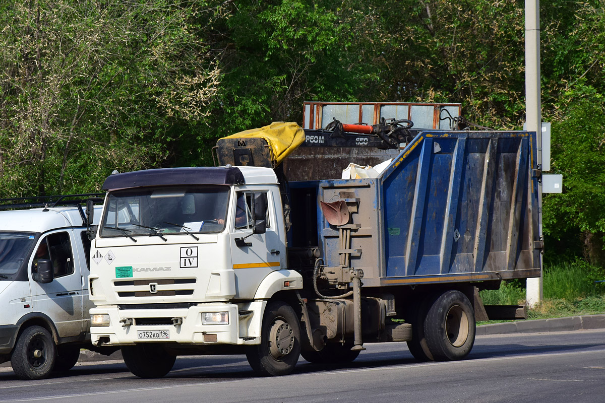 Волгоградская область, № О 752 АО 196 — КамАЗ-43253-G5(69)