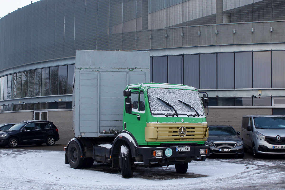 Литва, № CZU 187 — Mercedes-Benz SK 1424