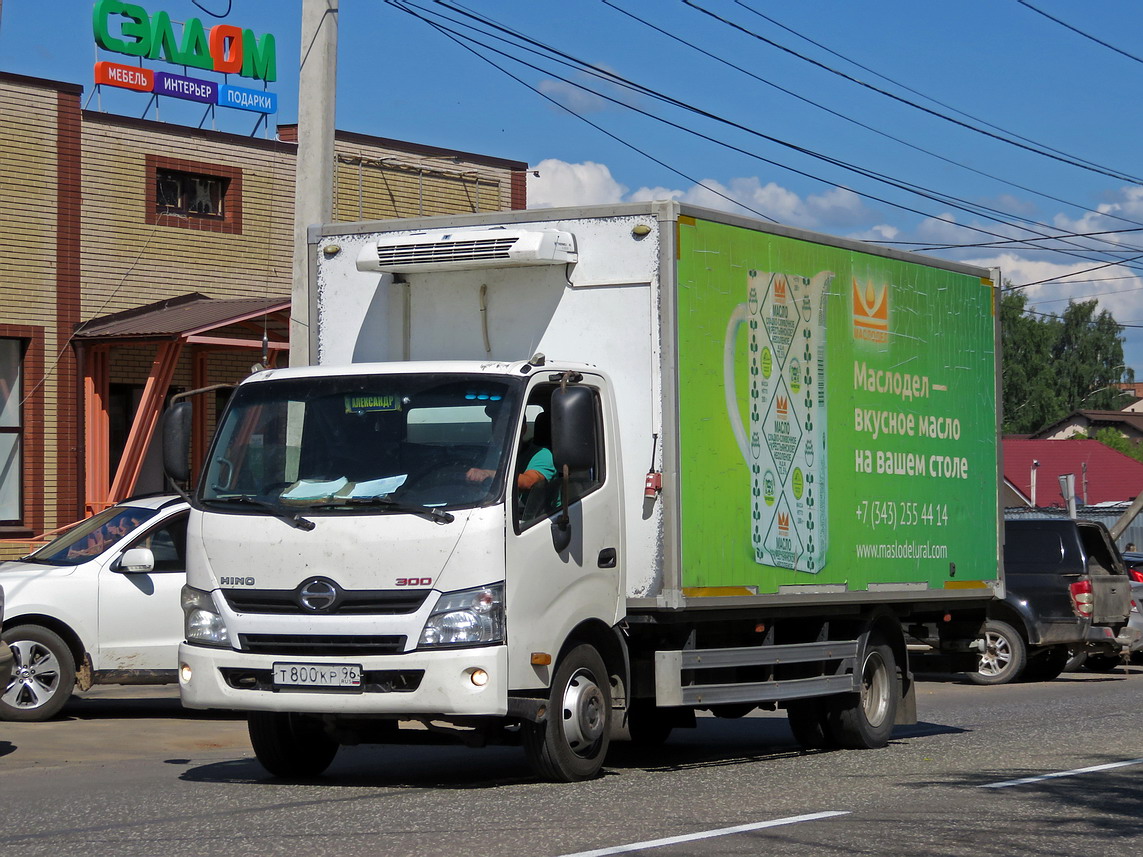 Свердловская область, № Т 800 КР 96 — Hino (общая модель)