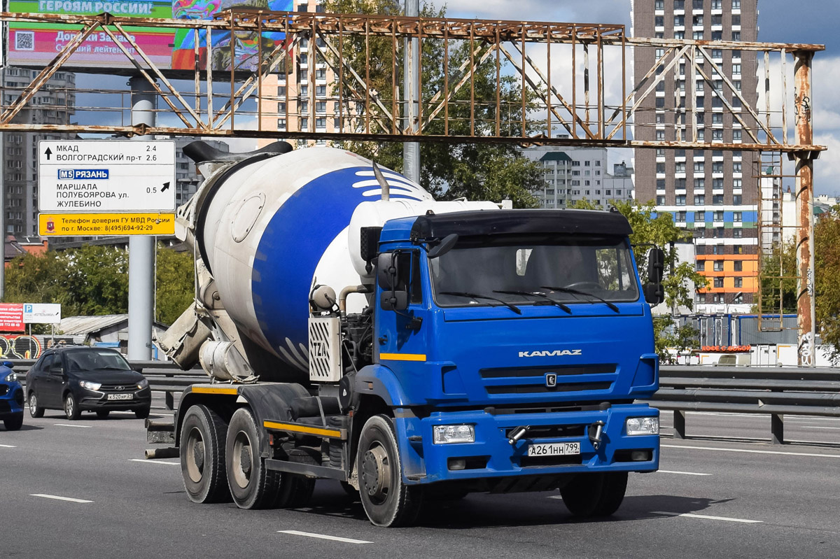 Москва, № А 261 НН 799 — КамАЗ-6520-A5(48)