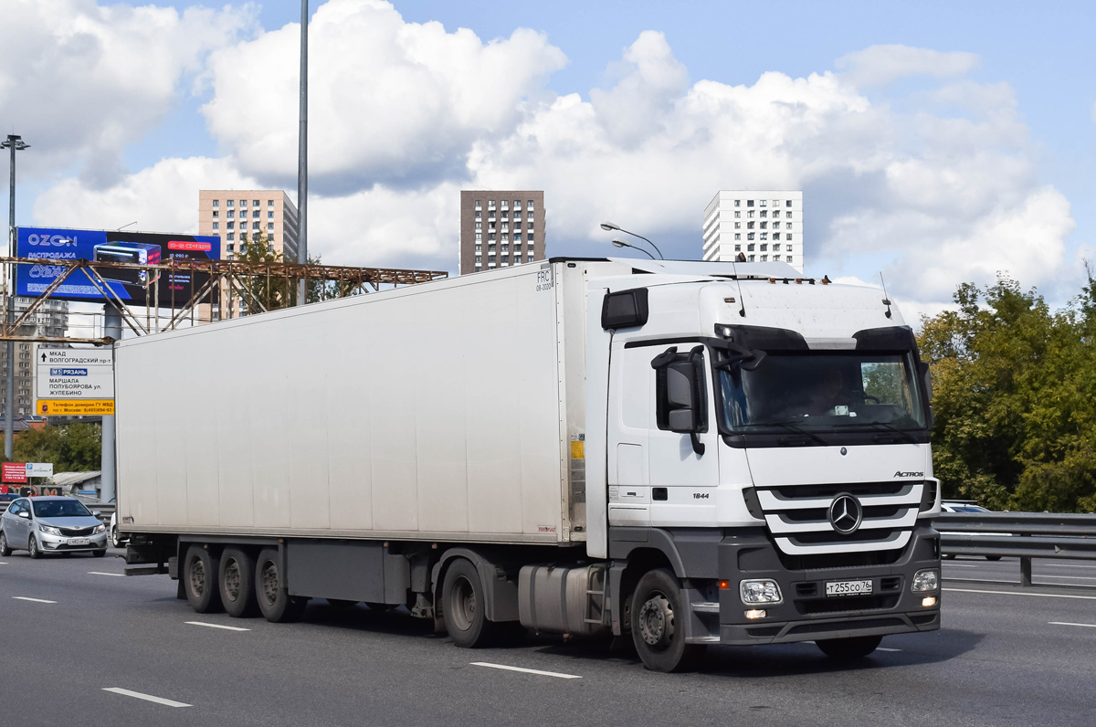 Ярославская область, № Т 255 СО 76 — Mercedes-Benz Actros '09 1844 [Z9M]