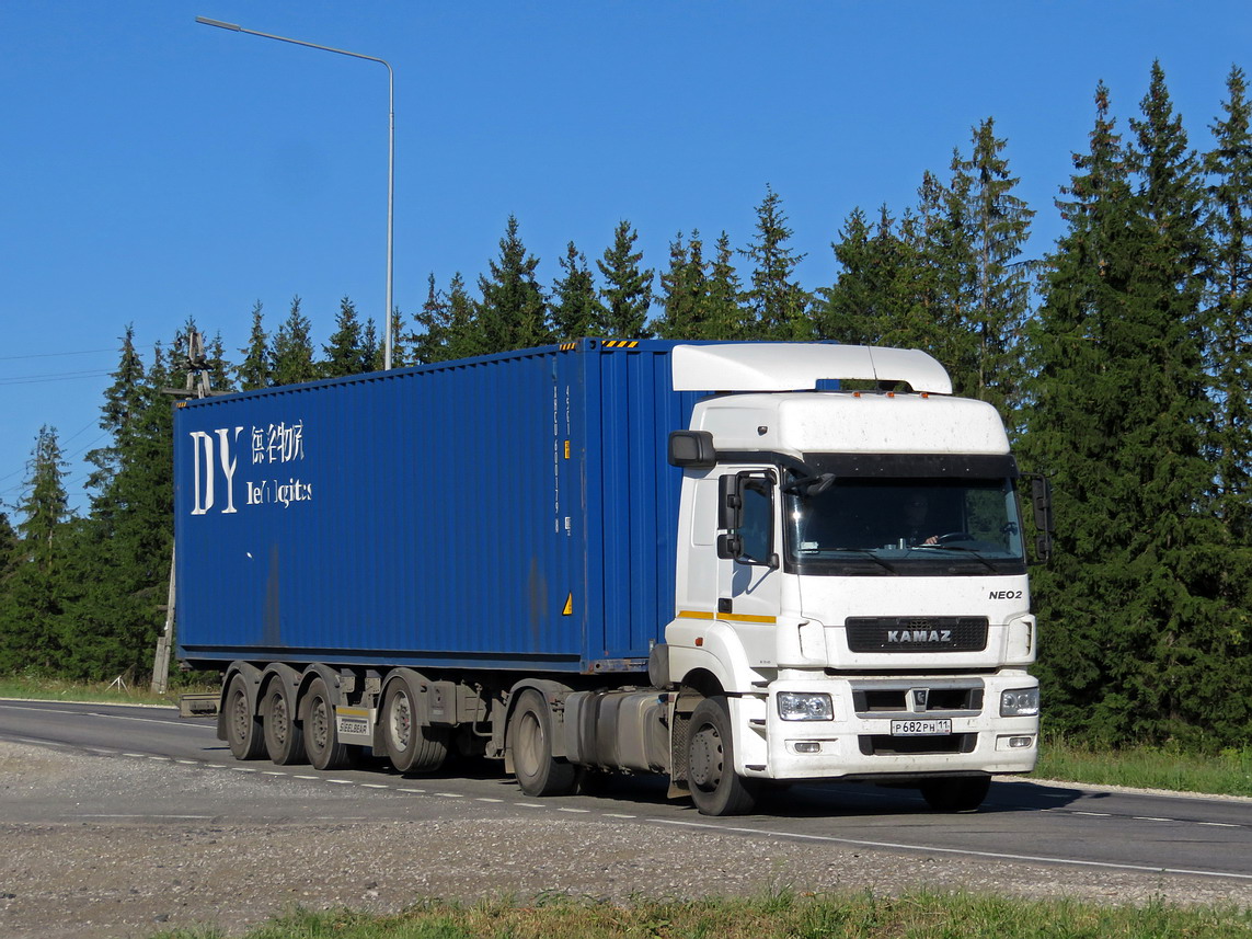Коми, № Р 682 РН 11 — КамАЗ-5490-S5(87)
