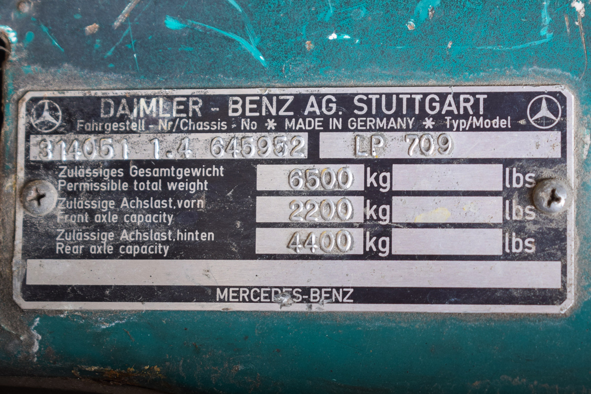 Алтайский край, № У 933 ОН 22 — Mercedes-Benz LP (общая модель)