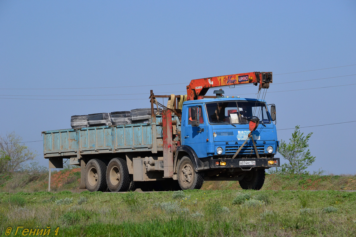 Волгоградская область, № В 074 МС 134 — КамАЗ-53212