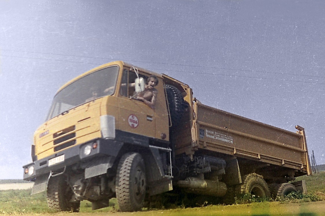 Санкт-Петербург, № 7523 ЛЕА — Tatra 815 S3; Исторические фотографии (до 2000 года) (Санкт-Петербург)