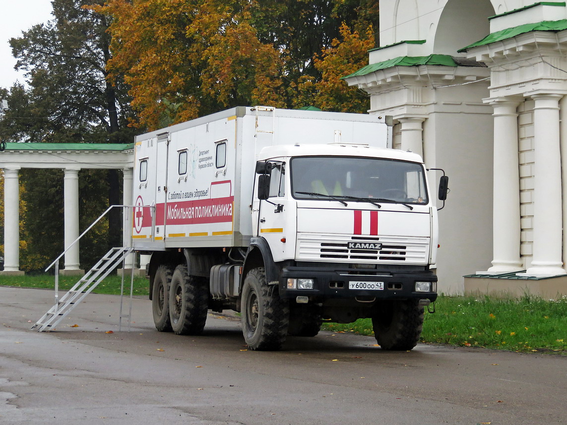 Кировская область, № У 600 ОО 43 — КамАЗ-43118-10 [43118K]