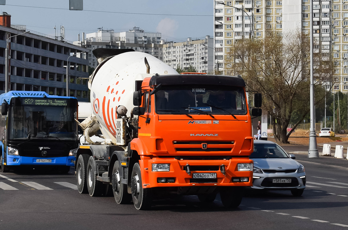 Москва, № О 040 ЕО 797 — КамАЗ-65201-B5(49)