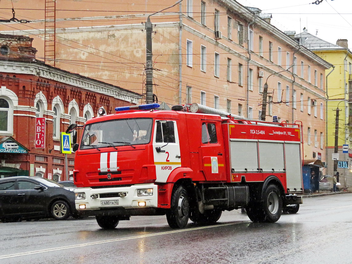 Кировская область, № С 680 ТА 43 — КамАЗ-43253-R4(28)