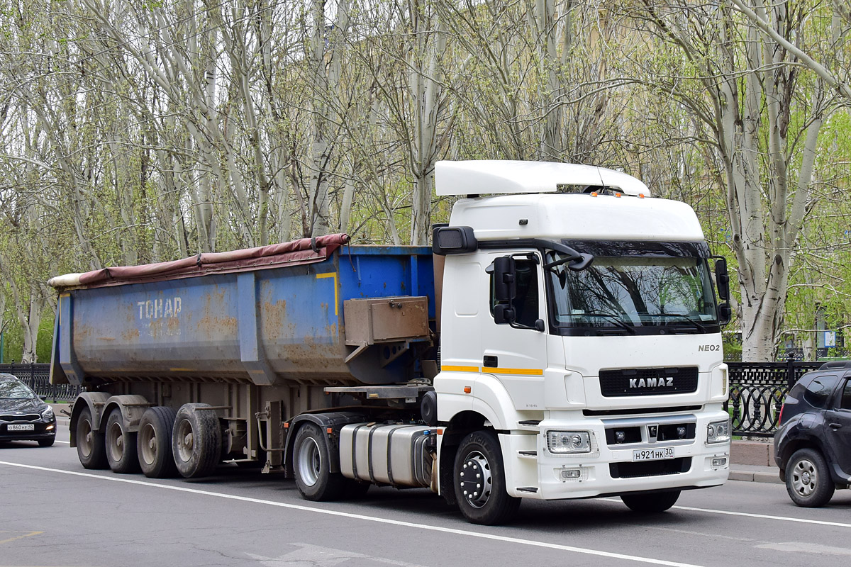 Астраханская область, № Н 921 НК 30 — КамАЗ-5490-S5(87)
