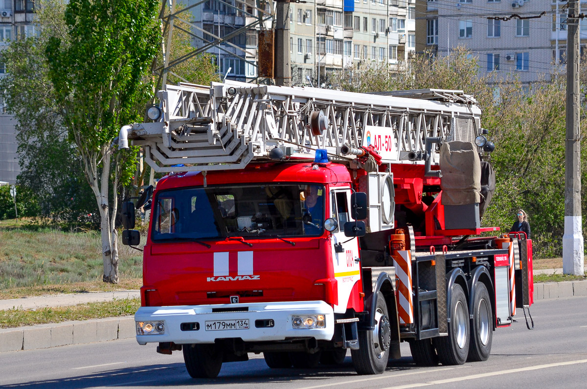 Волгоградская область, № М 179 ММ 134 — КамАЗ-65115-A4(23)