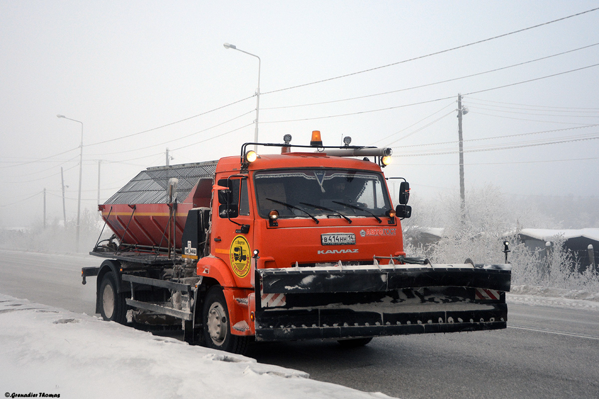 Саха (Якутия), № В 414 НН 14 — КамАЗ-43253-R4(28)
