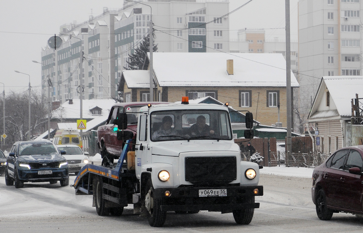 Омская область, № У 069 ЕЕ 55 — ГАЗ-33098