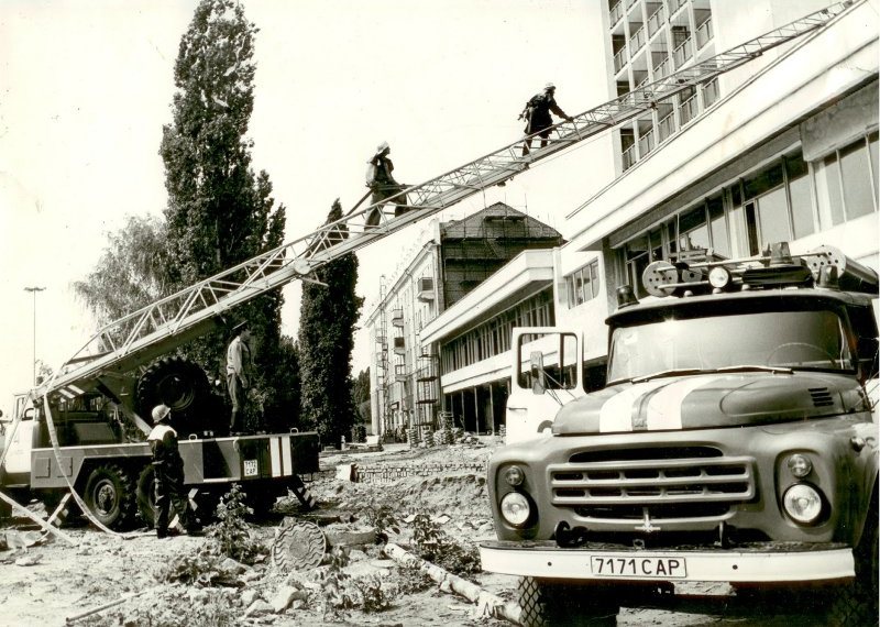 Саратовская область, № 7171 САР — ЗИЛ-431412; Исторические фотографии (до 2000 года) (Саратовская область)