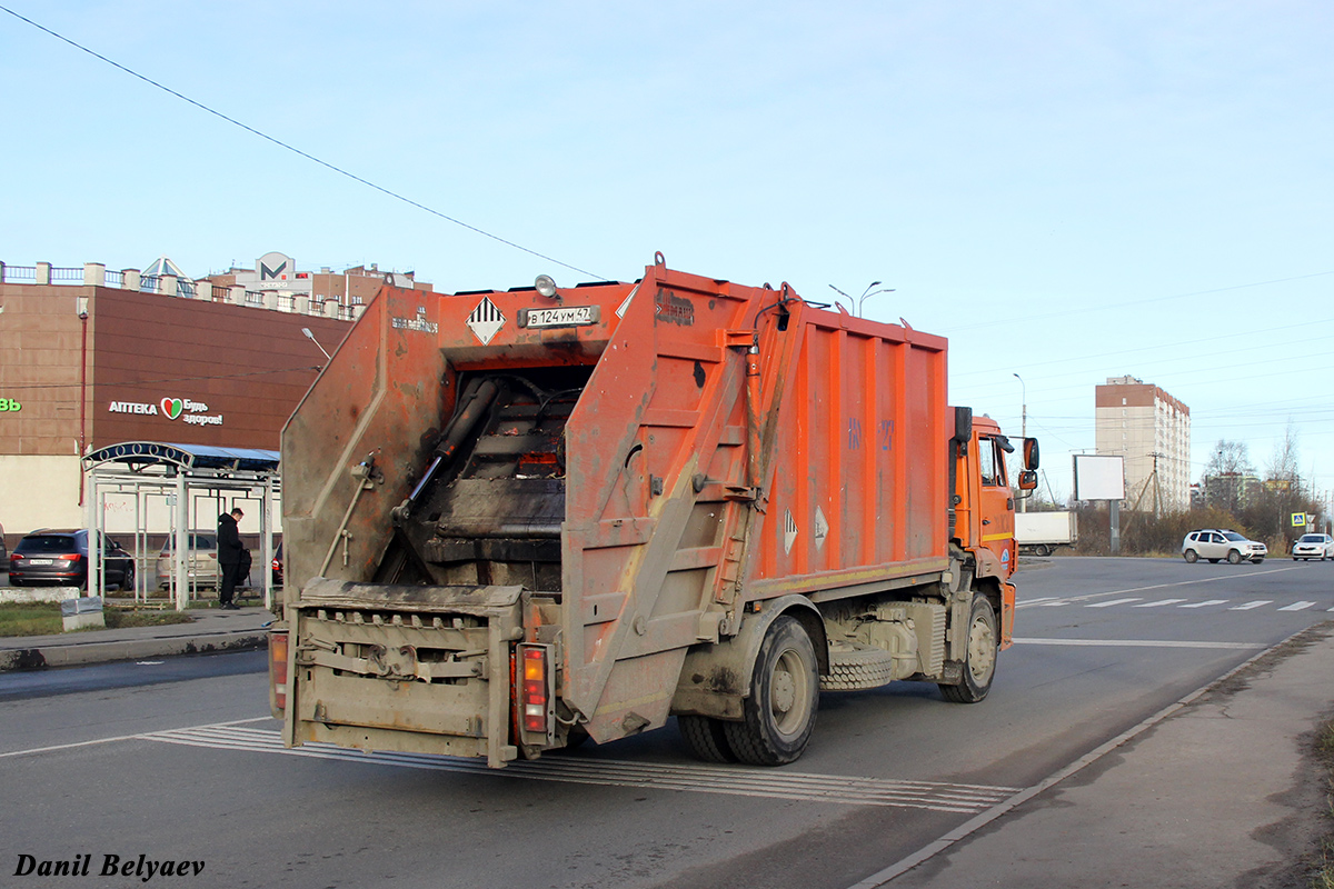 Ленинградская область, № В 124 УМ 47 — КамАЗ-53605-A4(23)