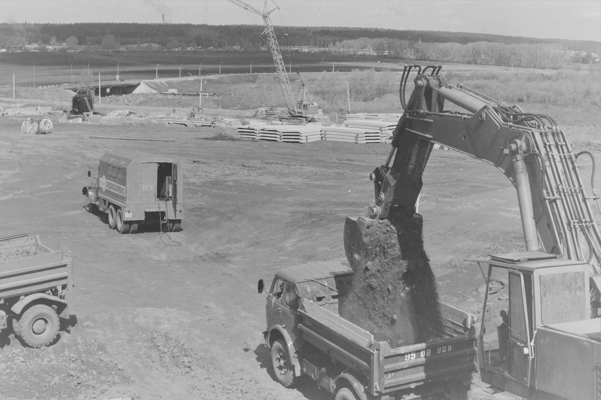Удмуртия, № 1076 УДА — КрАЗ (общая модель); Удмуртия, № 9508 УДУ — МАЗ-503 (общая модель); Удмуртия — Исторические фотографии (Разное)