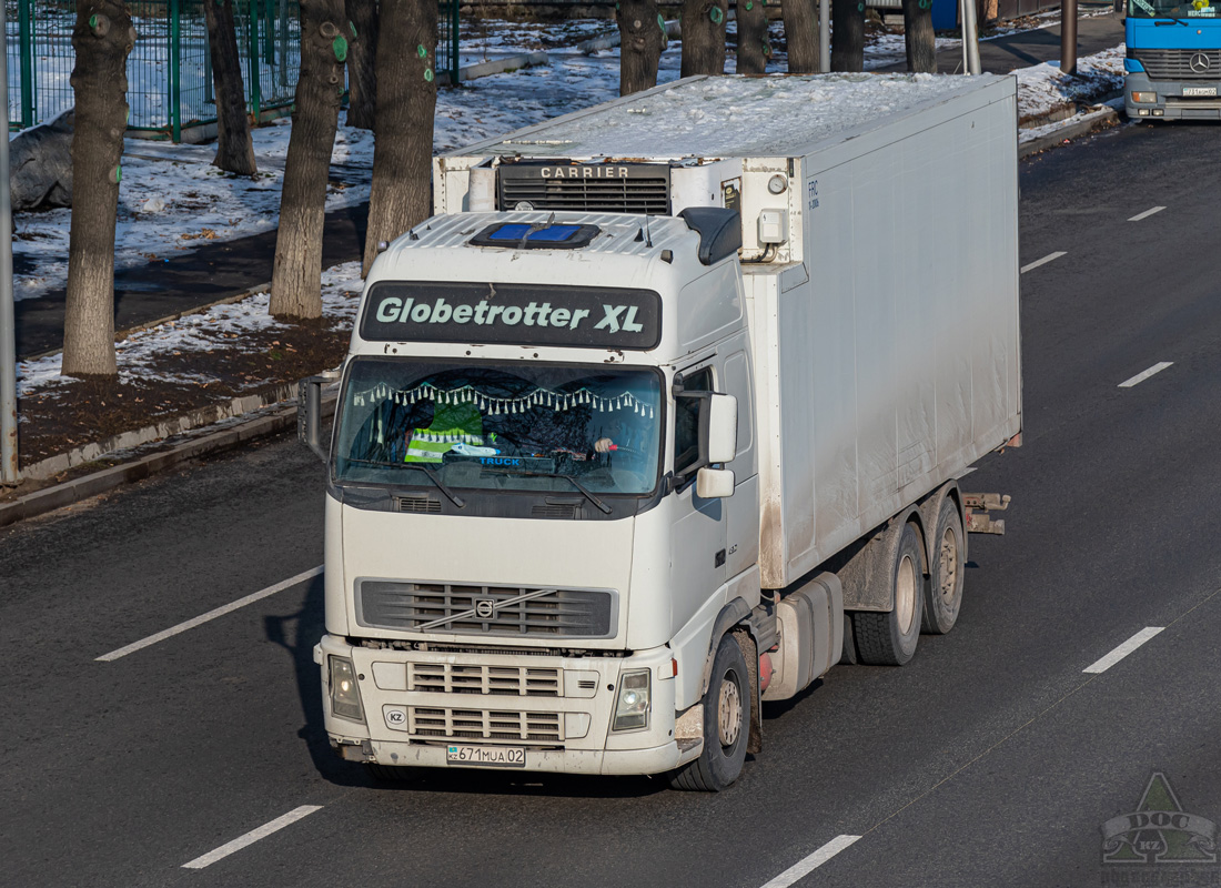 Алматы, № 671 MUA 02 — Volvo ('2002) FH12.420