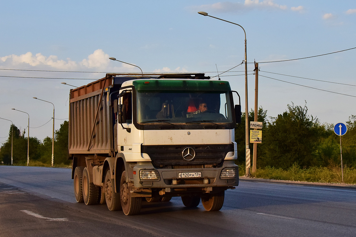 Волгоградская область, № Е 120 РН 134 — Mercedes-Benz Actros ('2009) 4141