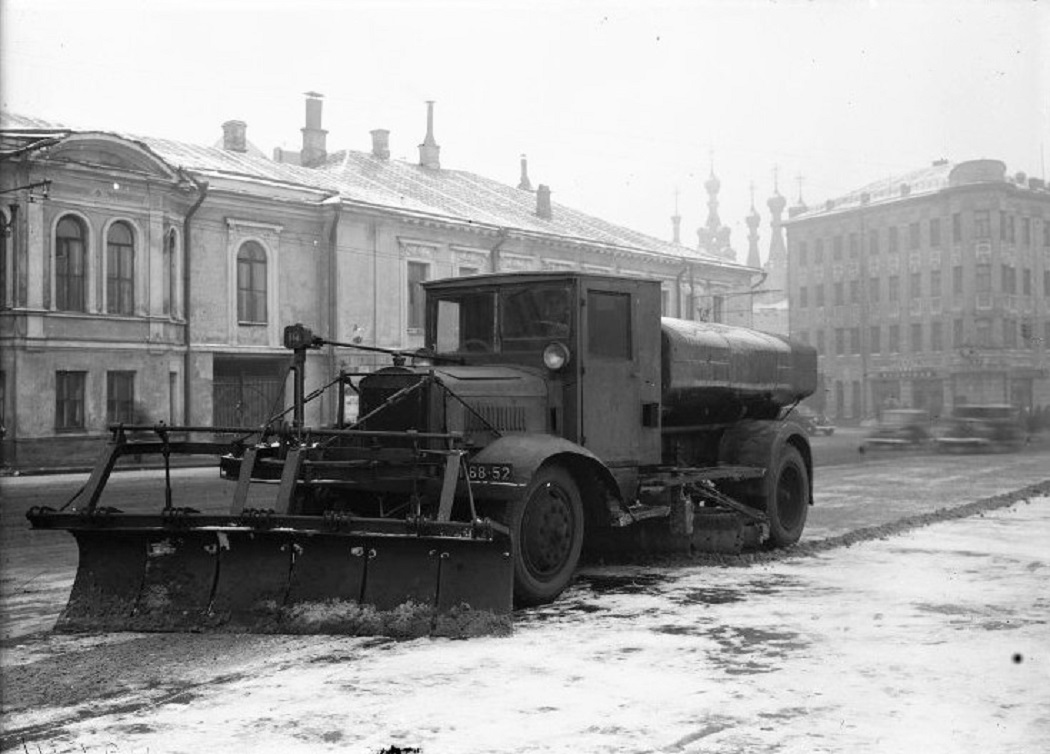 Москва — Исторические фотографии (Автомобили)