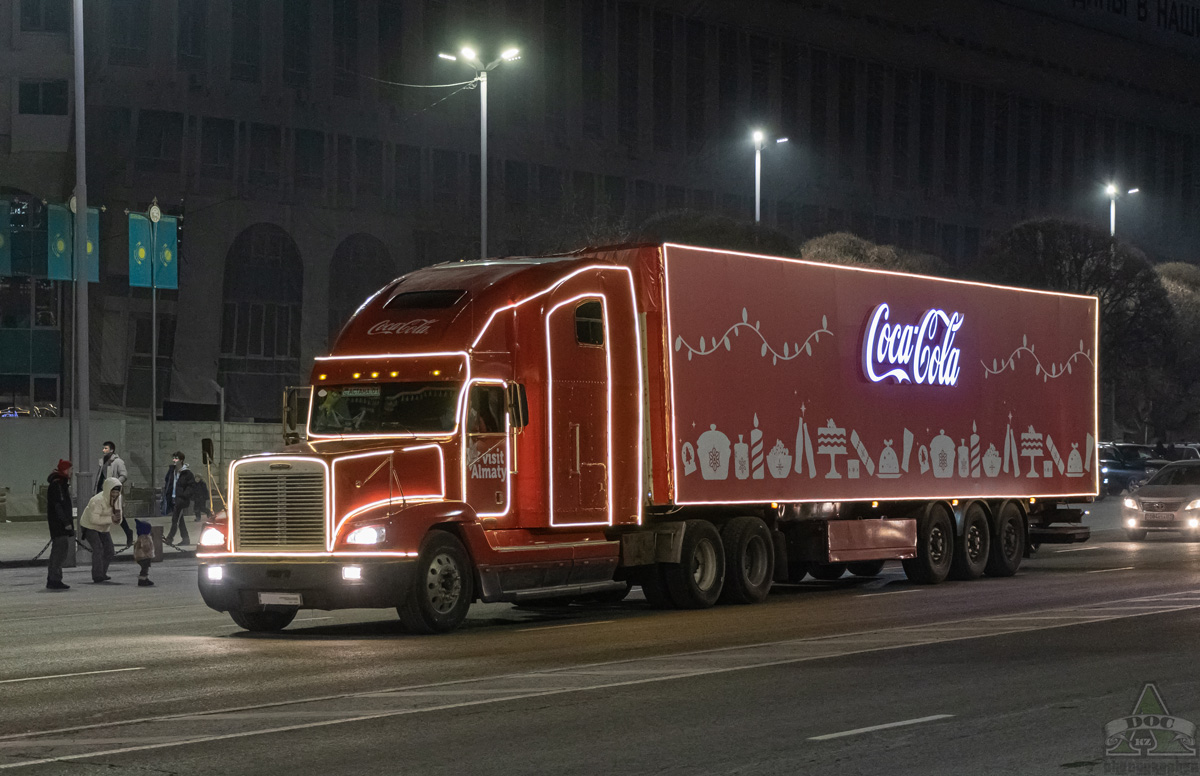 Астана, № 539 AEH 01 — Freightliner FLD 120