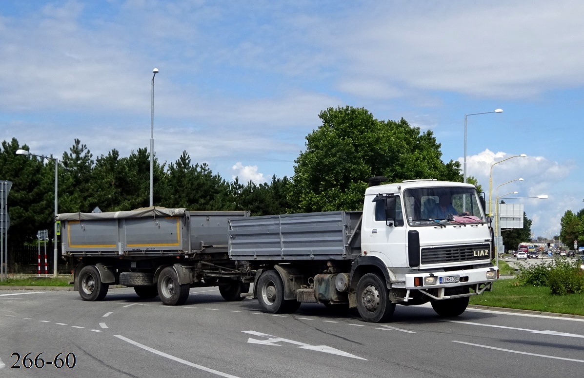 Словакия, № VT-840BX — LIAZ 300; Словакия, № VT-562YE —  Прочие модели