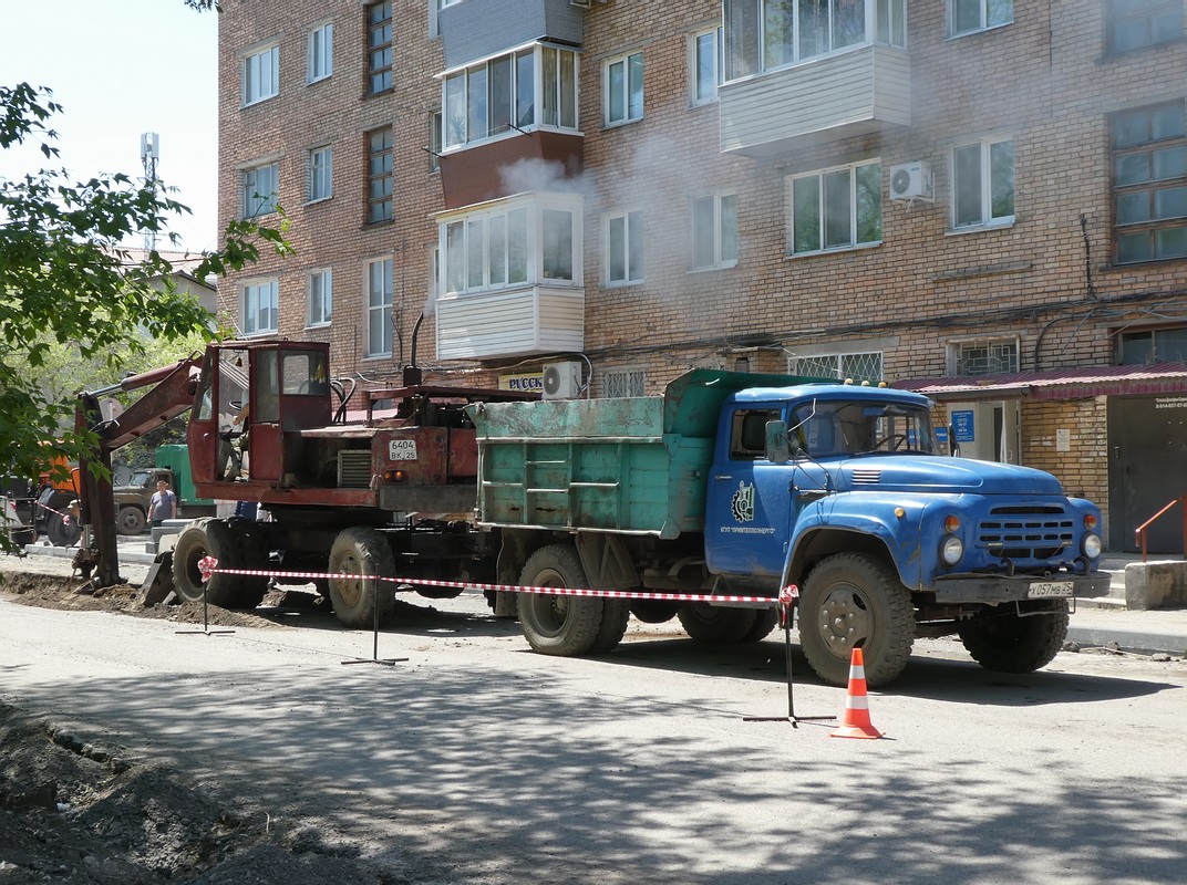 Приморский край, № Х 057 МВ 25 — ЗИЛ-495810