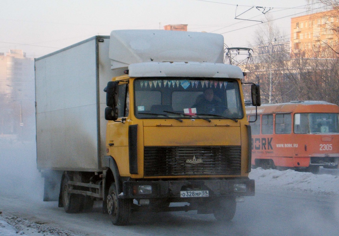 Пермский край, № О 328 МР 59 — МАЗ-437041