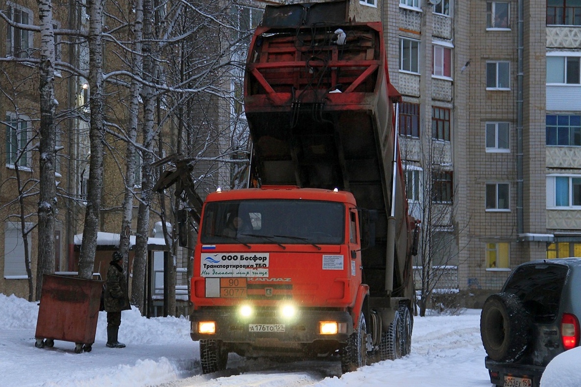 Пермский край, № А 176 ТО 159 — КамАЗ-65115-D3(97)
