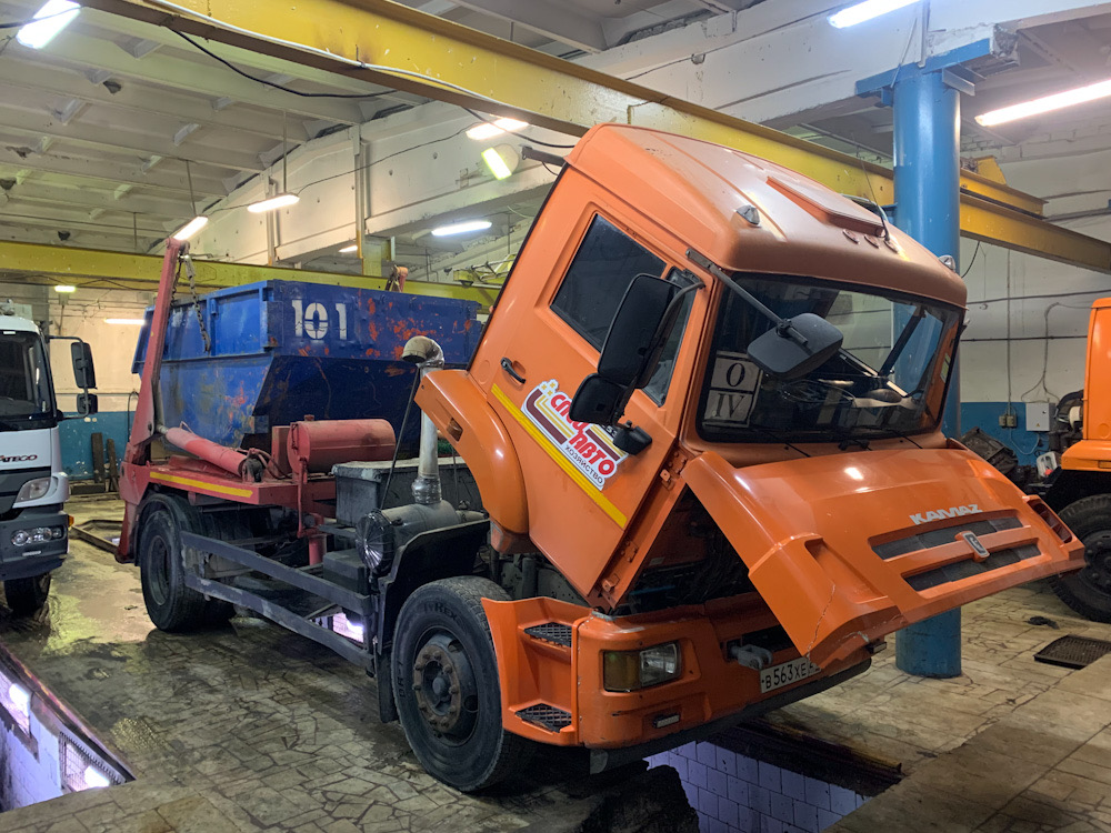 Чувашия, № В 563 ХЕ 21 — КамАЗ-43253-H3(99)