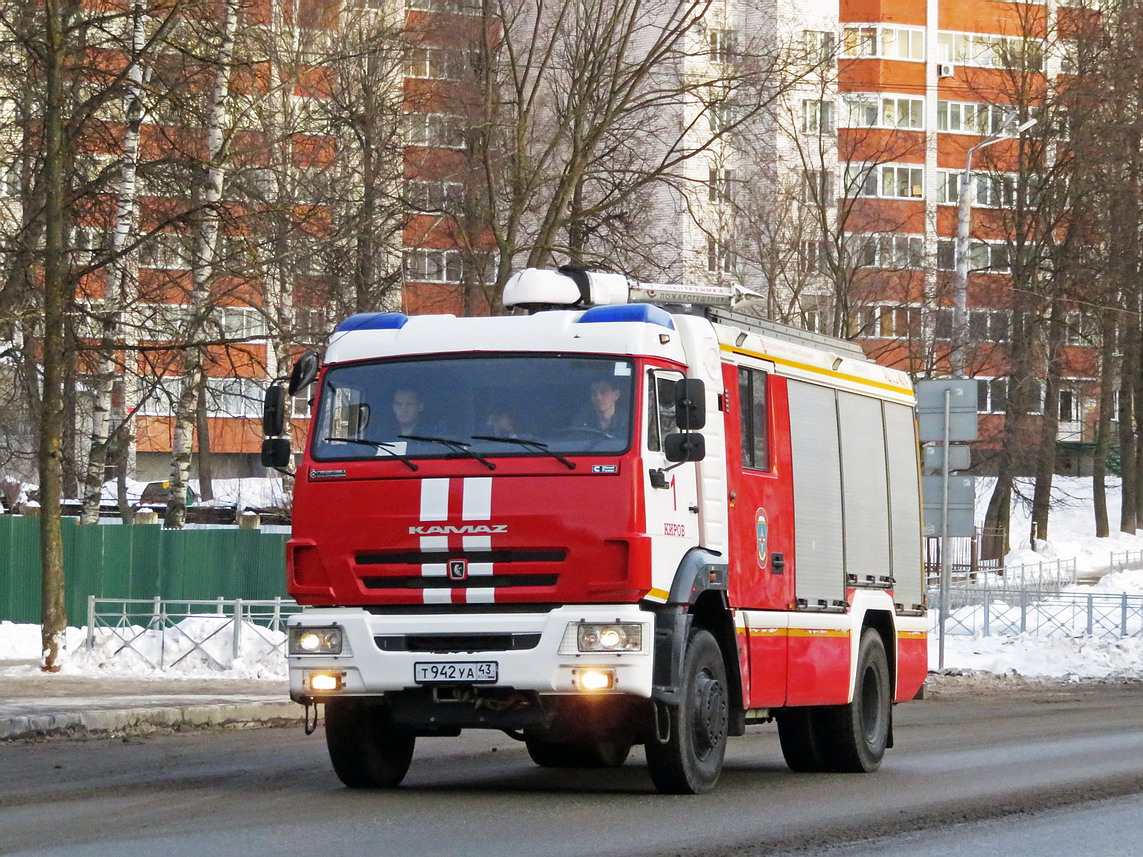 Кировская область, № Т 942 УА 43 — КамАЗ-5387-RF(08) [53870F-R]