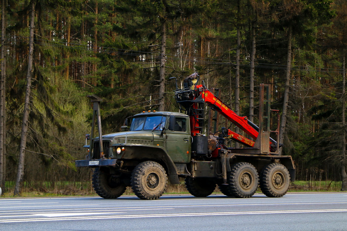 Ленинградская область, № Т 066 ВУ 47 — Урал-375 (общая модель)