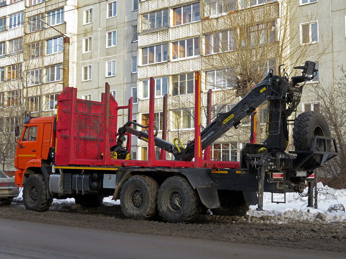 Татарстан, № Н 377 УХ 716 — КамАЗ-43118-50