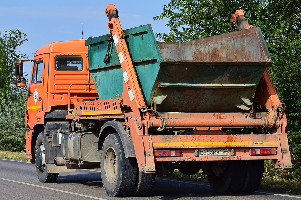 Волгоградская область, № Е 653 МВ 134 — КамАЗ-43253-R4(28)