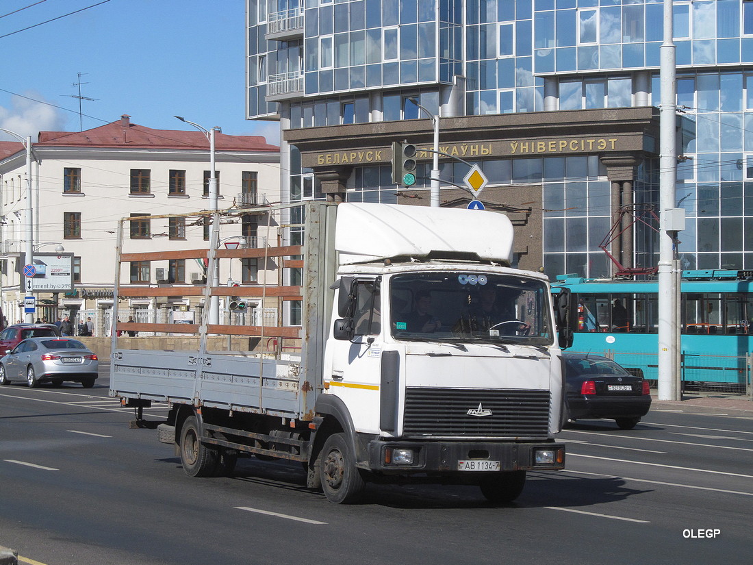 Минск, № АВ 1134-7 — МАЗ-437041