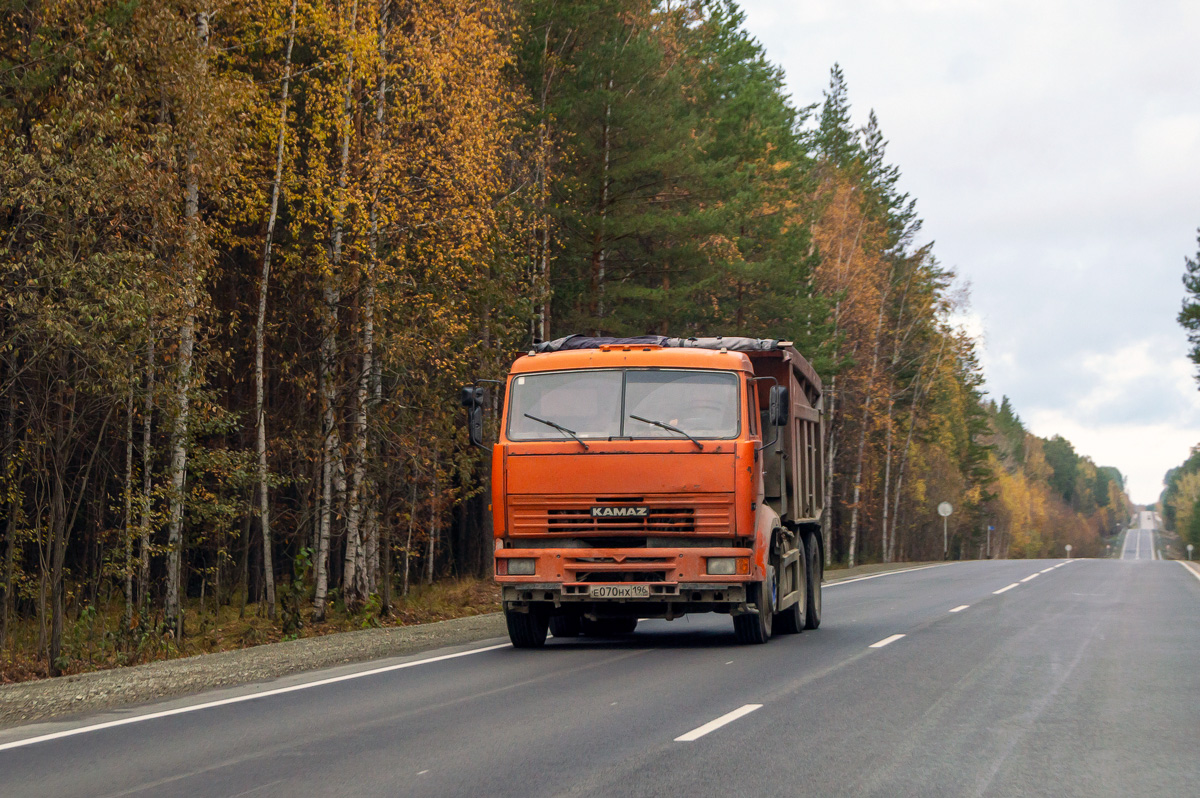 Свердловская область, № Е 070 НХ 196 — КамАЗ-65115 [651150]