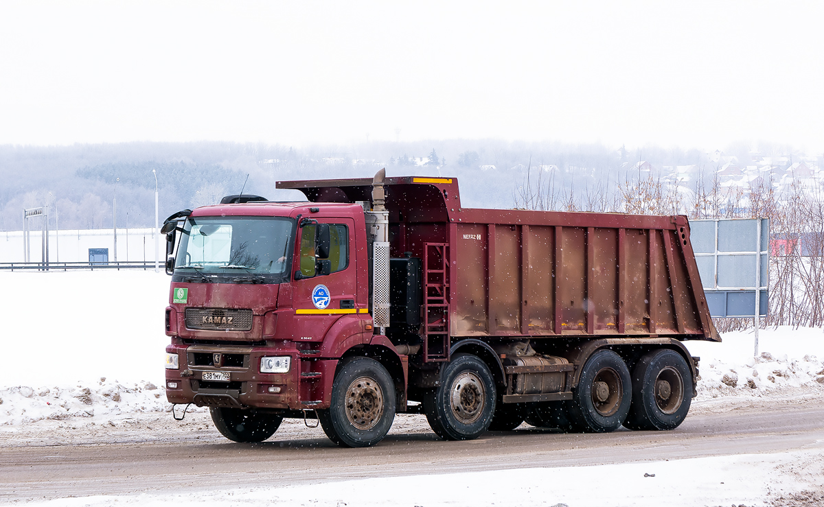 Башкортостан, № Е 381 МУ 702 — КамАЗ-65801-T5(68)