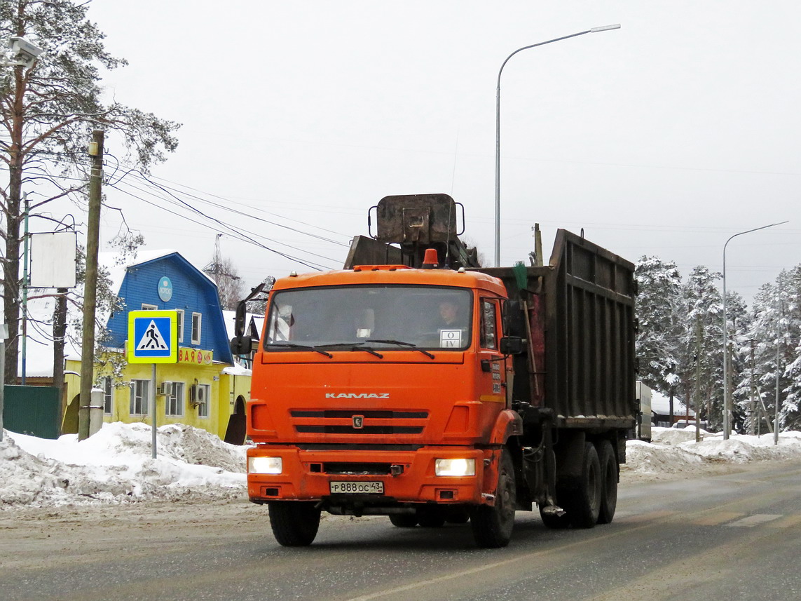 Кировская область, № Р 888 ОС 43 — КамАЗ-65115-A4(23)