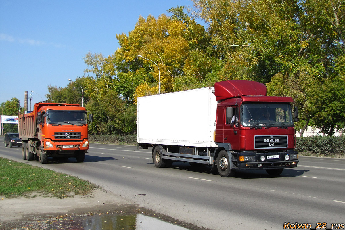 Алтайский край, № У 442 ХР 22 — Dongfeng KC DFL3251; Алтайский край, № В 032 РТ 22 — MAN M2000 (общая модель)