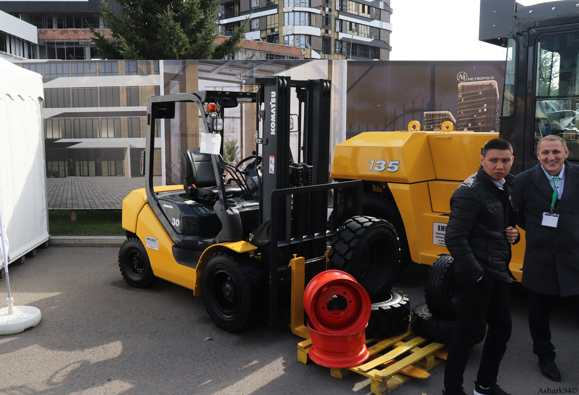 Красноярский край, № (24) Б/Н СТ 0131 — Komatsu (общая модель); Красноярский край — Выставка "Эксподрев-2022"